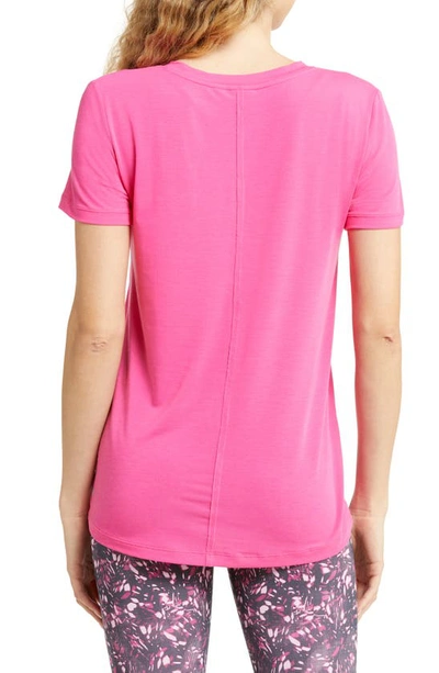 Shop Zella Ava V-neck Active T-shirt In Pink Rouge