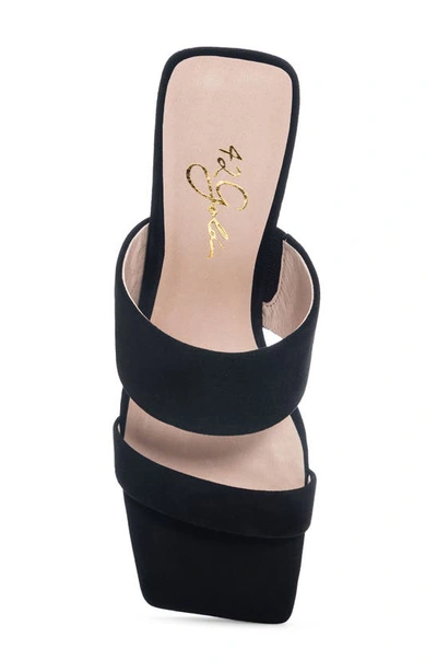 42 Gold Lizbett Slide Sandal In Black