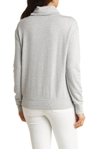 Go Couture Turtleneck Banded Sweater In Charcoal Print 1