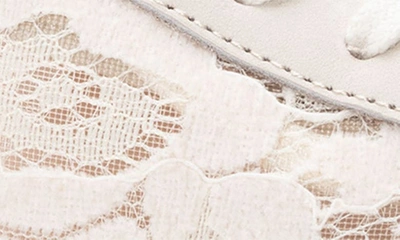 42 Gold Glee Lace Platform Sneaker In Cream