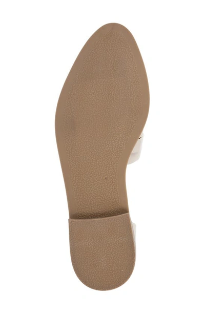 Journee Collection Tru Comfort Anyah Vegan Leather Flat In Grey