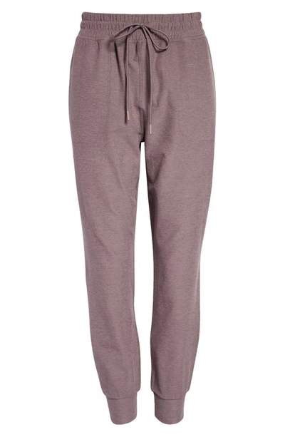Shop Beyond Yoga Commuter Space Dye Midi Joggers In Woodland Heather