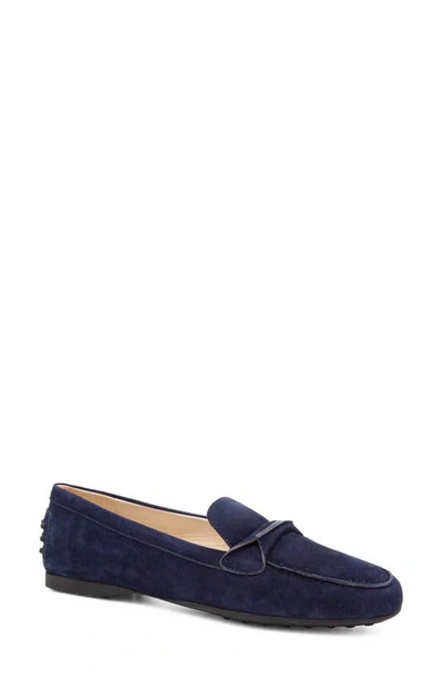 Shop Amalfi By Rangoni Dicondra Loafer In Navy Cashmere