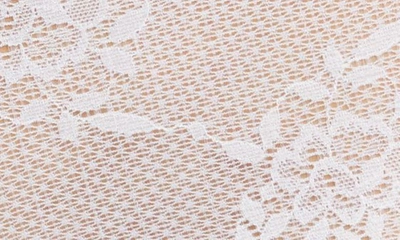 Natori Heavenly Lace Boyshorts In Wht