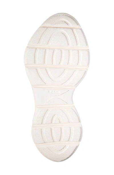 Kane Revive Shoe In White/cream