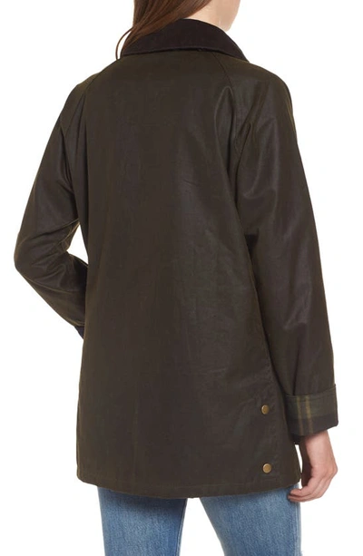 Barbour Beadnell Polarquilt Plaid-trim Utility Coat In Olive