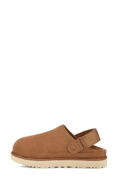 Ugg Goldenstar Suede Clogs In Chestnut