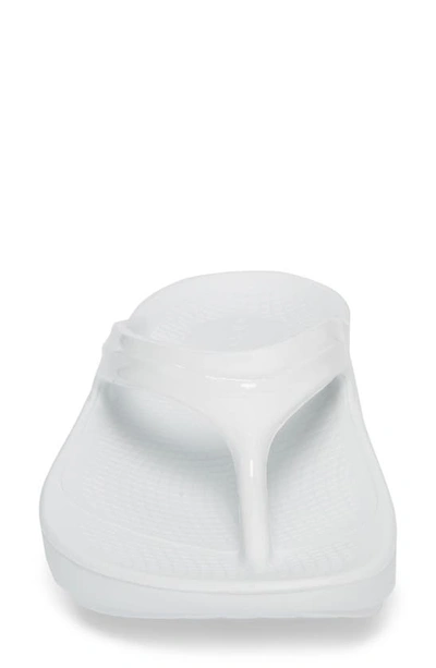 Oofos Oolala Sandal In White