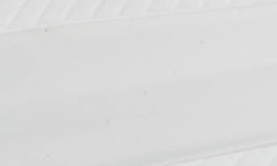 Oofos Oolala Sandal In White