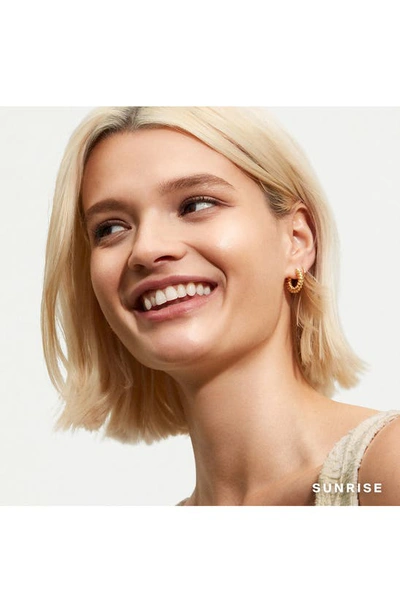 Supergoop ! Glowscreen Spf 40 Sunscreen With Hyaluronic Acid + Niacinamide 1.7 oz Sunrise / 50 ml In Sunrise
