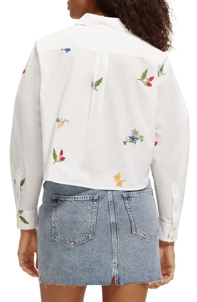 Shop Scotch & Soda Embroidered Boxy Organic Cotton Crop Button-up Shirt In 0006-white