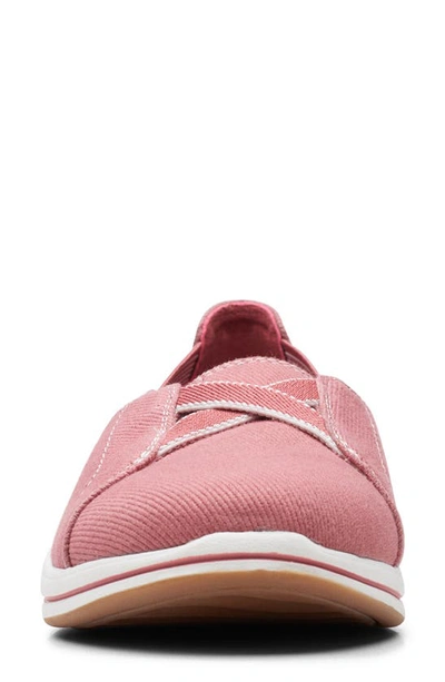 Clarks Breeze Skip Slip-on Sneaker In Dusty Rose
