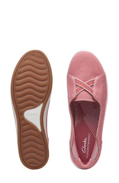 Clarks Breeze Skip Slip-on Sneaker In Dusty Rose