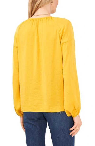 Vince Camuto Hammered Satin Blouse In Mosaic Mustard