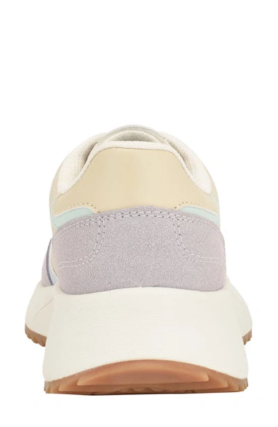 Tommy Hilfiger Zidya Sneaker In Medium Natural 101
