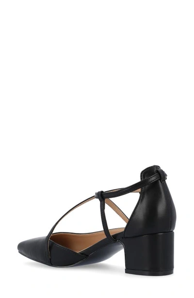 Journee Collection Journee Womens Galvinn Crisscross Strap Pointed Toe Pumps In Black