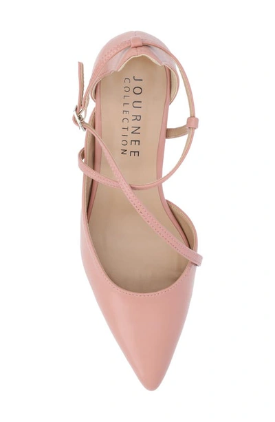 Journee Collection Journee Womens Galvinn Crisscross Strap Pointed Toe Pumps In Blush