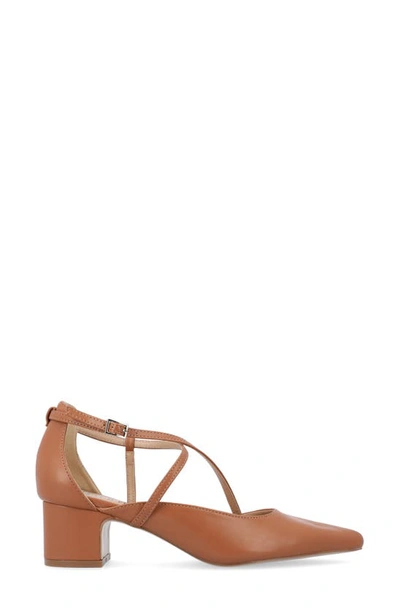 Journee Collection Galvinn Pump In Cognac