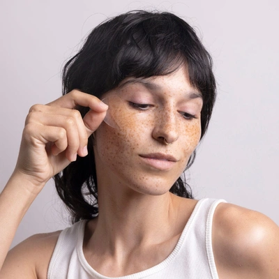 Three Ships Brighter Days Red Algae + Avocado Biodegradable Eye Masks