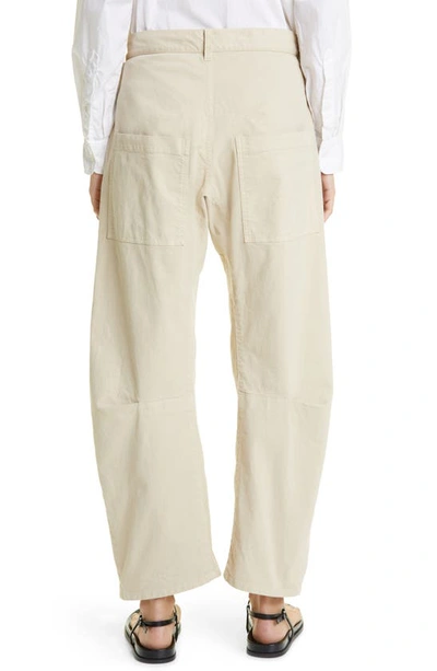 Nili Lotan Shon Cotton And Linen-blend Twill Tapered Pants In Sandstone
