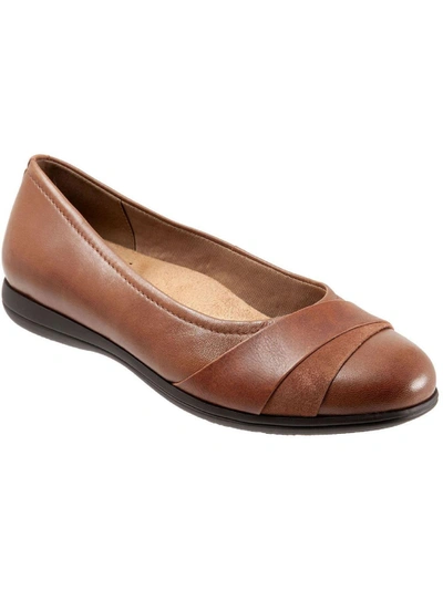 Shop Trotters Danni  Womens Leather Arch Support Slip-on Shoes In Brown