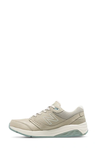 New Balance 928v3 Womens Comfort Insole Endurance Walking Shoes In Grey