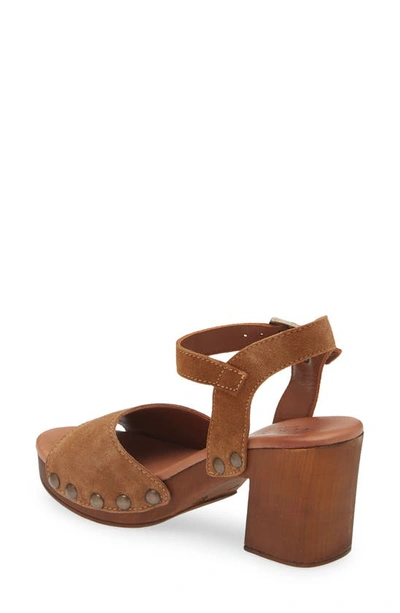 Cordani Willa Platform Sandal In Clove