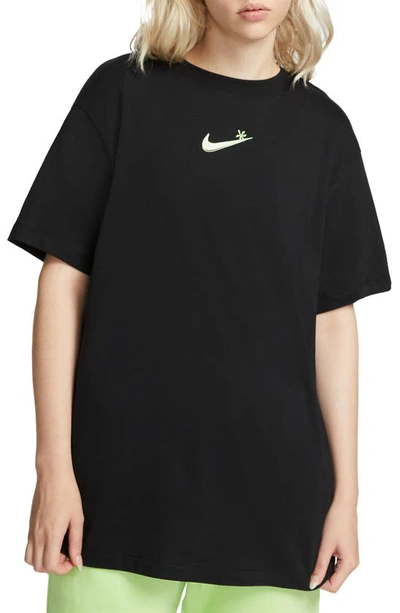 Shop Nike Sportswear Boyfriend Swoosh Logo T-shirt In Black