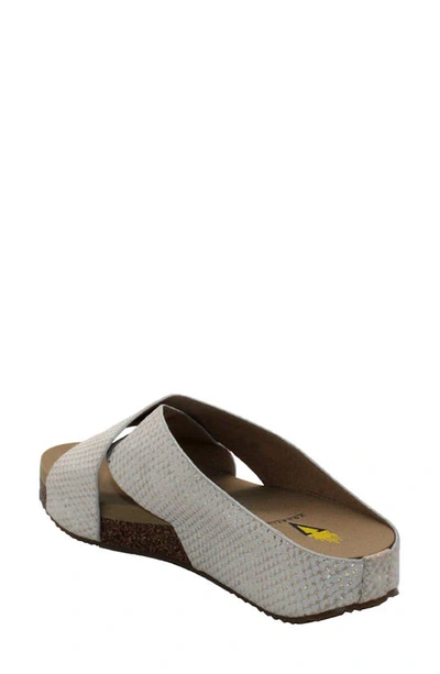 Volatile Ablette Wedge Slide Sandal In Champagne Snake