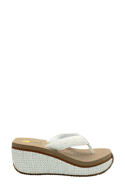 Volatile Island Platform Flip Flop In White