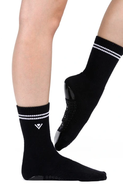 Shop Arebesk 2-pack Classic Crew Grip Socks In Black/burgundy