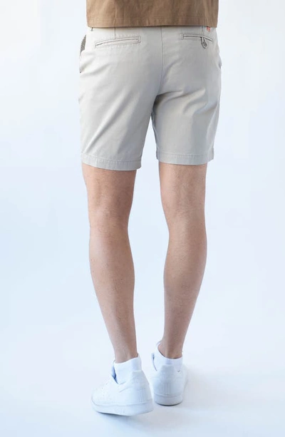 Devil-dog Dungarees 7-inch Performance Stretch Chino Shorts In Putty