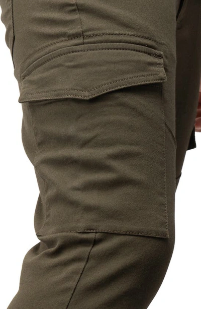 X-ray Commuter Cargo Chino Pants In Olive