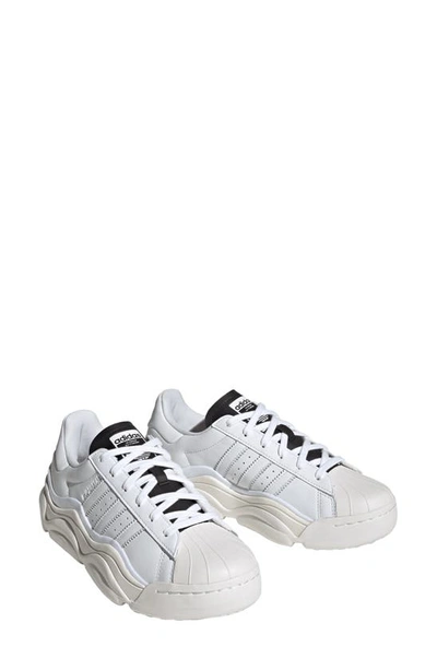 Stan Smith Millencon Sneaker In White/ White/ Black