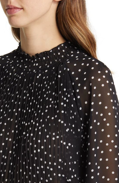 Nikki Lund Jenna Pleated Blouse In Black