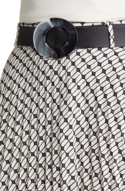 Nikki Lund Brit Print Pleated Maxi Skirt In Black