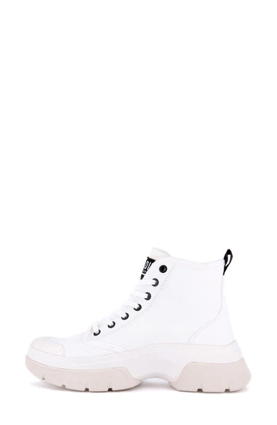 Palladium Pallawave High Top Sneaker In Star White
