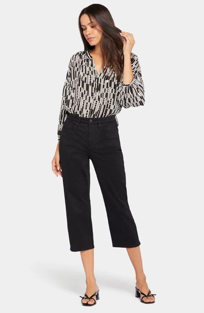 Nydj Joni High-rise Relaxed Capri In Black