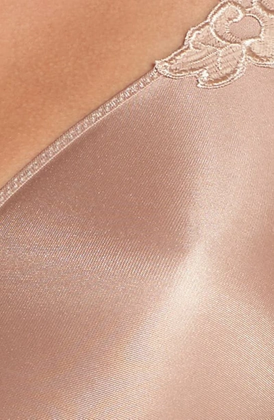 Chantelle Lingerie Hedona Underwire Minimizer Contour Bra In Skin
