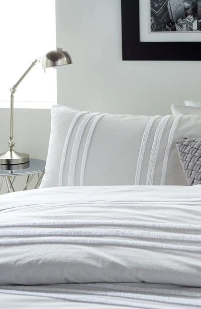 Dkny Chenille Stripe Comforter & Shams Set In Silver