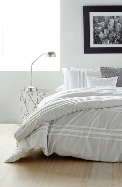 Dkny Chenille Stripe Comforter & Shams Set In Silver