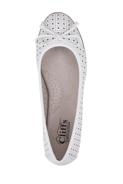 Cliffs By White Mountain C31479w Womens Bow Manmade Flat Shoes In White Burnished Smooth