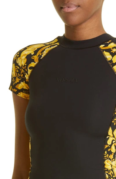 Shop Versace Barocco Print T-shirt In Stampa