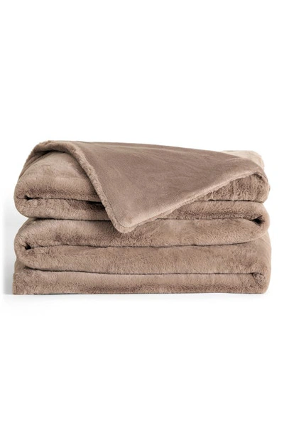 Unhide Lil Marsh Family Faux Fur Blanket In Mocha Shar-pei