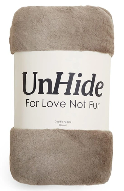 Unhide Lil Marsh Family Faux Fur Blanket In Taupe Ducky