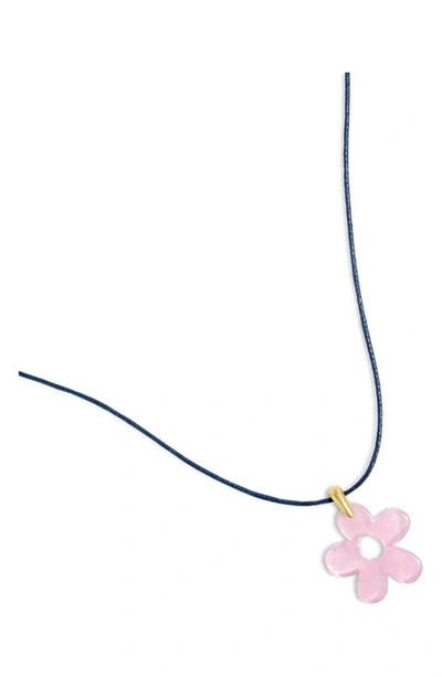 Shop Madewell Flower Pendant Necklace In Vibrant Lilac