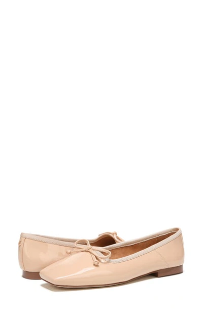 Circus Ny Theresa Flat In Blonde Se