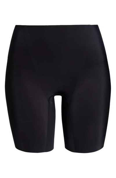 Commando Zone Smoothing Short In Black In Black