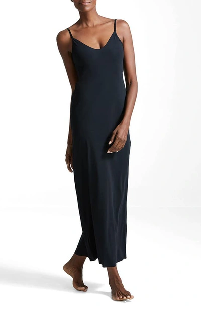 Commando Debutante Long Slip In Black
