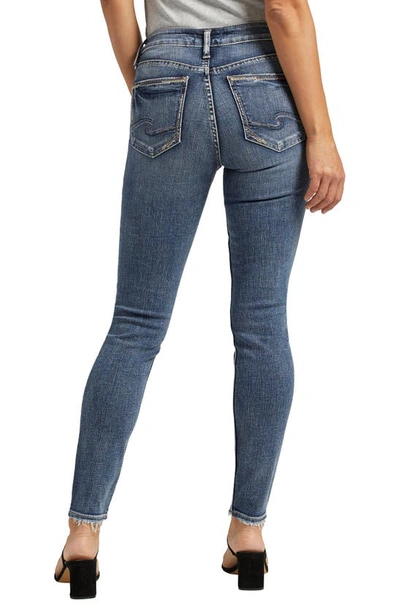 Silver Jeans Co. Women's Suki Stretchy Mid Rise Curvy Skinny Jeans In Indigo